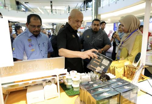 DATUK ARMIZAN MOHD ALI