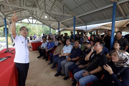 FAHMI FADZIL