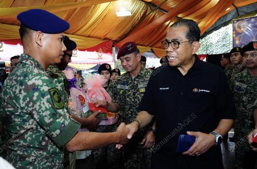 DATUK SERI MOHAMED KHALID NORDIN