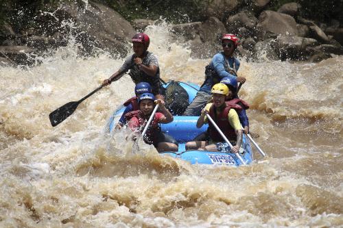 SB01_16052018_WATER_RAFTING
