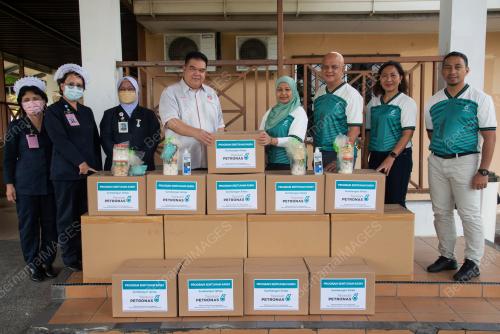 YAYASAN PETRONAS