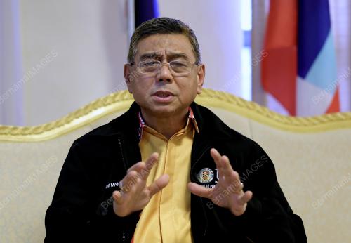PROF DATUK DR KASIM MANSOR