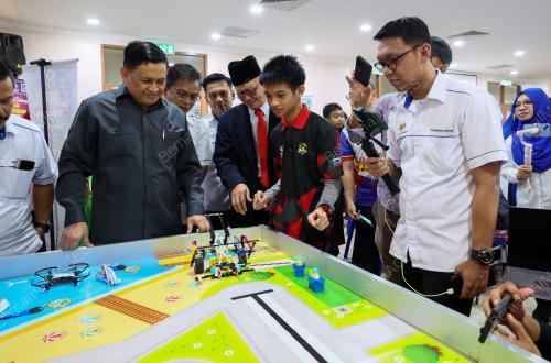 DATUK DR. MOHD ARIFIN MOHD ARIF
