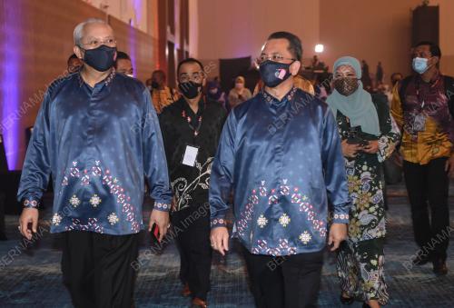 TAN SRI ANNUAR MUSA