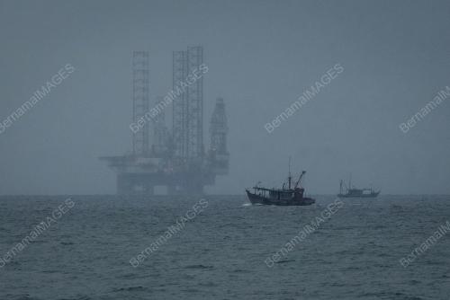 RIBUT DAN HUJAN BERTERUSAN