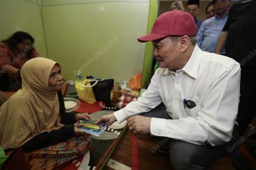 DATUK SERI HAJIJI NOOR
