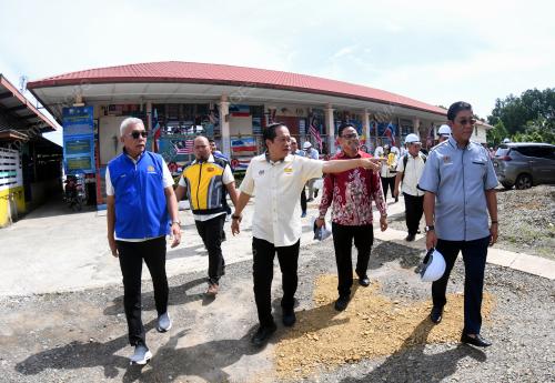 DATUK SERI AHMAD MASLAN
