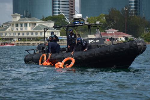 PASUKAN POLIS MARIN
