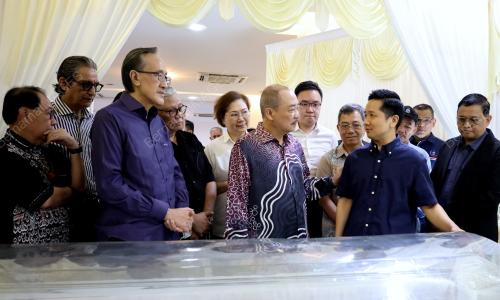 MENDIANG TAN SRI JOSEPH KURUP