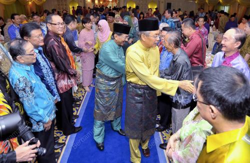 SB01_19082012_RAYA