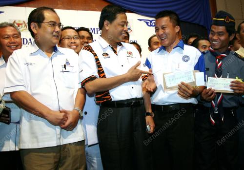 ISMAIL SABRI YAAKOB