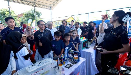 DATUK MUSTAPHA SAKMUD