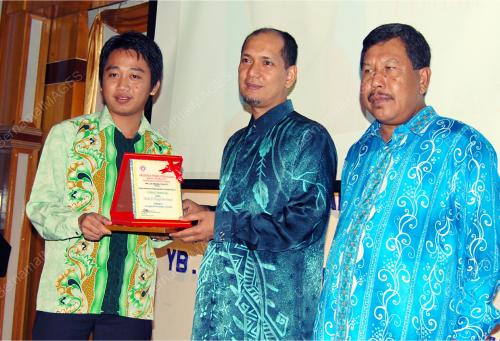 PENYEWA TERBAIK PREMIS MARA
