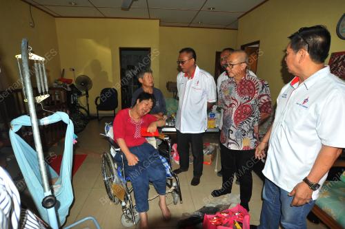 DATUK ROZMAN ISLI