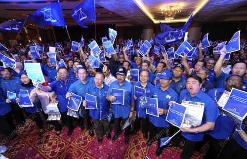 SB01_22042013_MANIFESTO_SABAH