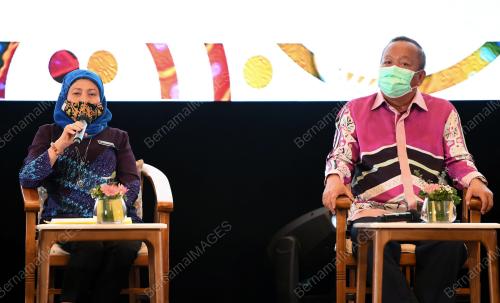 DATUK SERI NANCY SHUKRI