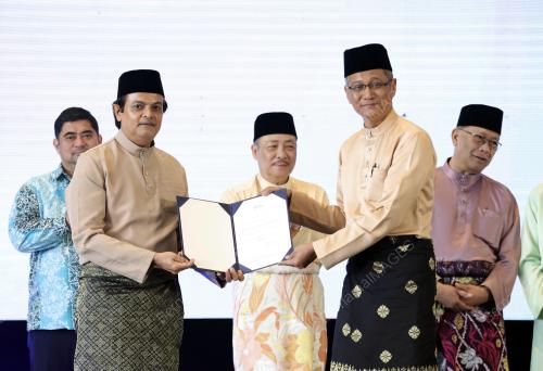 DATUK SERI HAJIJI NOOR RAYA ECOS