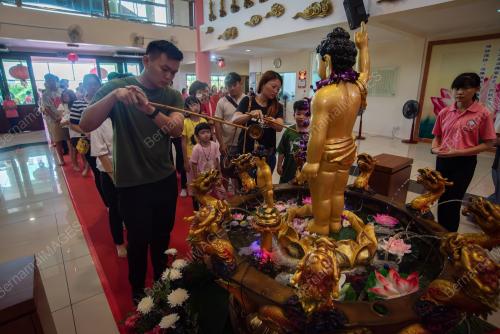 HARI WESAK 2024