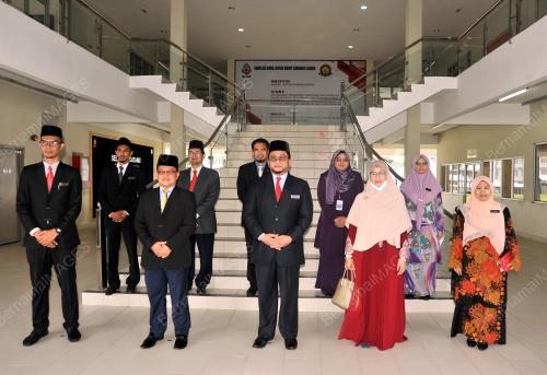 TOWN HALL JAWI MAIWP