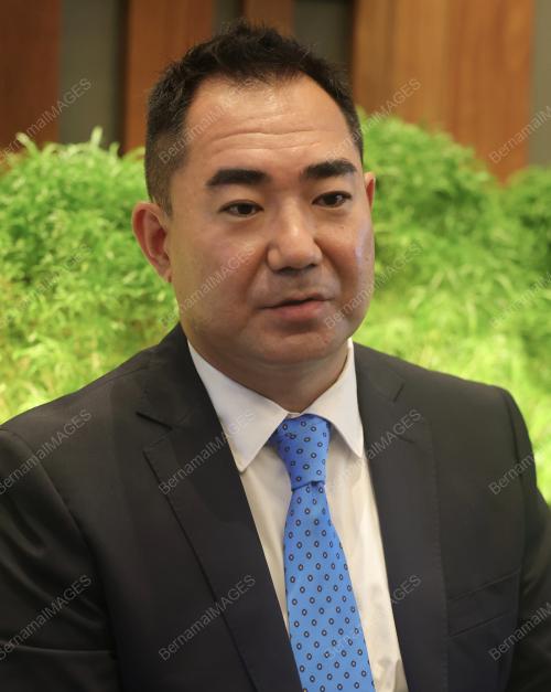 BULAT SUGURRBAYEV