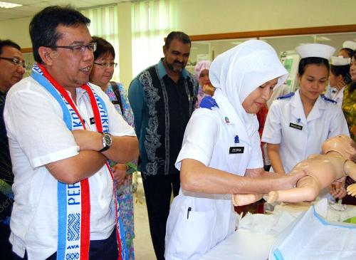 DR ABDUL LATIFF AHMAD