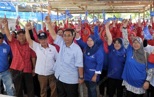 SB01_23042013_BN_LIBARAN