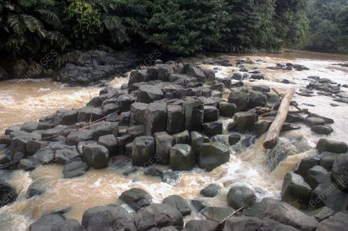 BATU VOLKANIK BASALT