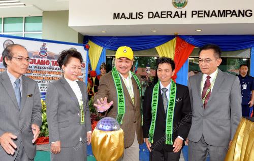 SB01_23082016_HAJIJI