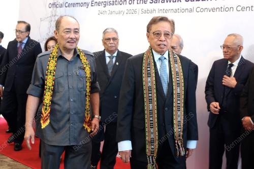 PREMIER SARAWAK TAN SRI ABANG JOHARI TUN OPENG