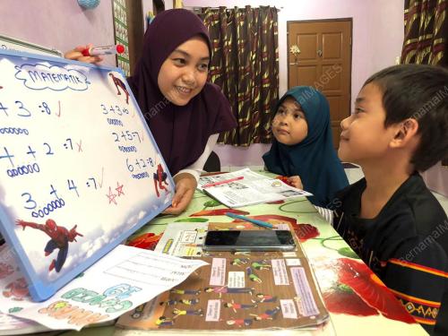 PENGAJARAN DAN PEMBELAJARAN DI RUMAH