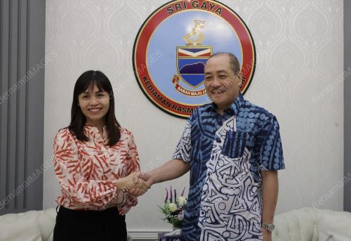 DATUK SERI HAJIJI NOOR