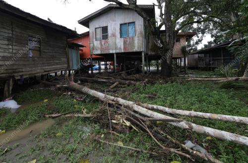 BANJIR KOTA BELUD