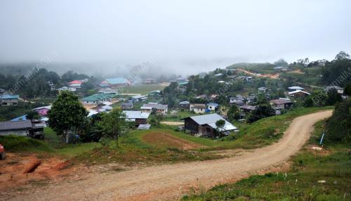 SB01_25062012_LONG_PASIA