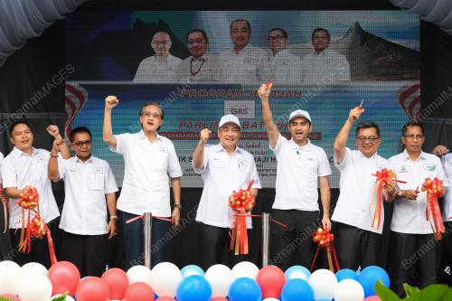 DATUK SERI HAJIJI NOOR