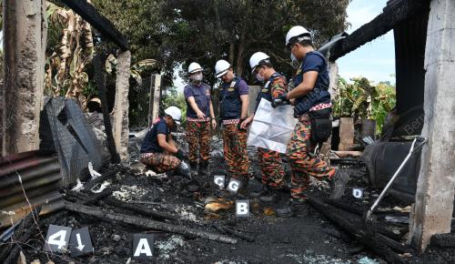KEBAKARAN KAMPUNG BANDAY MEMBAKUT