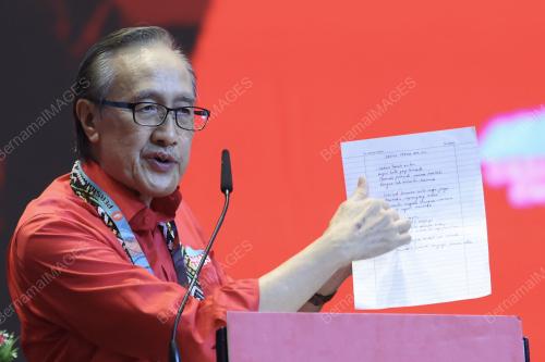 DATUK SERI MASIDI MANJUN