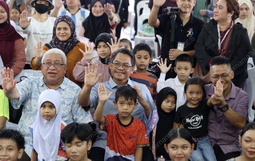 DATUK MUSTAPHA SAKMUD