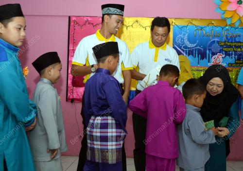 SB01_27062016_JOYFUL_RAYA