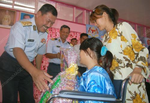 DATUK MOHD AMDAN KURISH