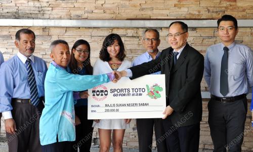 SB01_28012016_TOTO