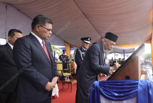 TUN JUHAR MA HI RUDDIN