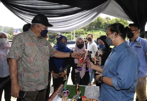 TAN SRI ANNUAR MUSA