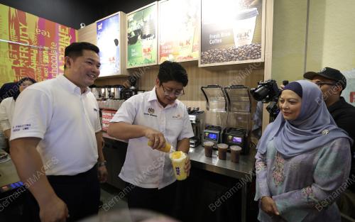DATUK EWON BENEDICK