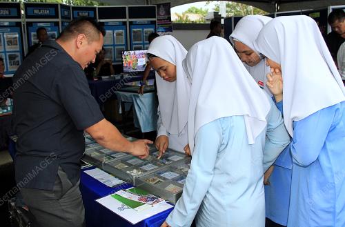 SB01_28092017_PAMERAN_DADAH