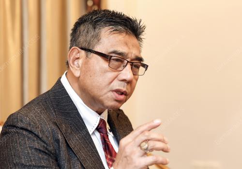 PROF DATUK DR KASIM MANSOR