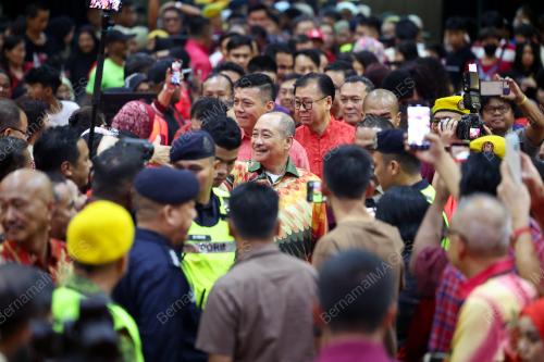 TAHUN BAHARU CINA