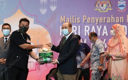 DATUK HAJIJI NOOR
