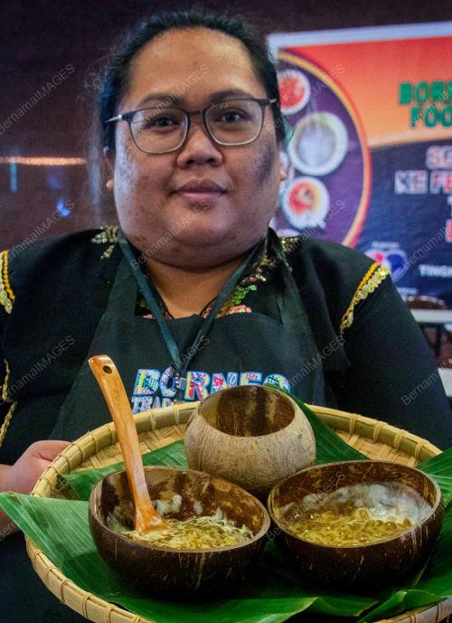 FESTIVAL MAKANAN TRADISIONAL BORNEO