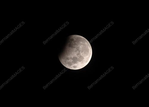 GERHANA BULAN SEPARA