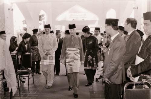 SULTAN AZLAN MUHIBBUDDIN SHAH